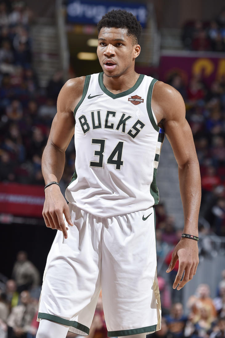 边路推进与 边路推进与